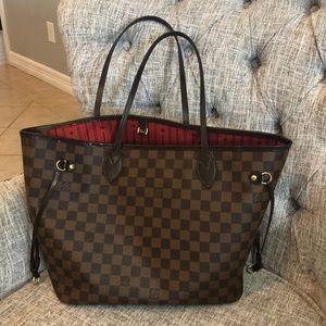 Louis Vuitton Neverfull MM authentic